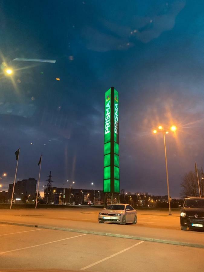 Ореховая Горка Апартаменты С Балконом И Лифтом Narva Exteriér fotografie